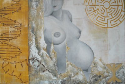 Acrylbild einer schwangeren Frau, umgeben von Symbolen für Geburt und Fruchtbarkeit in Gold und Gelbtönen 